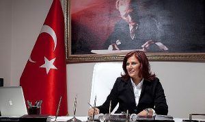 aydin-buyuksehir-belediye-baskani-ozlem-cercioglu-turkiye-buyuk-millet-meclisinin-kurulusunun-103-yili-ve-bzVGJUkJ.jpg
