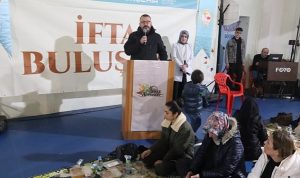 buyuksehir-balkanlarda-2-bin-kisiye-iftar-verdi-XxfcI46c.jpg