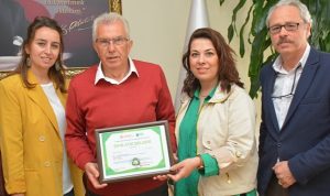 odemis-belediyesi-sifir-atik-belgesine-kavustu-8wpSgUsZ.jpg