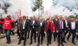 18-bin-isci-toplu-sozlesmeyi-bayram-havasinda-kutladi-BZxQndAK.jpg