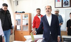 baskan-altay-cumhurbaskanligi-secimi-icin-oyunu-kullandi-1X3Ux5z6.jpg