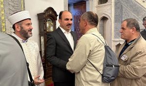 baskan-altay-turkiyenin-ilk-hac-kafilesini-ugurladi-lnlYSvpn.jpg