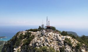 calis-tepesine-turk-bayragi-asildi-y5WVkZF2.jpg