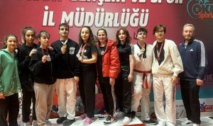 canikli-sporcular-madalyalari-sildi-supurdu-L6U6PnSY.jpg