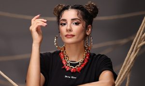 dilan-bilmezin-yeni-sarkisi-yaka-yaka-duygusal-bir-yolculuk-sunuyor-qiasvsRv.jpg