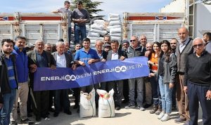 enerjisa-uretimden-125-ciftciye-55-ton-yonca-tohumu-destegi-hTHlpZIY.jpg