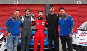 izmirli-h2k-racing-team-sezonu-korfezde-aciyor-B3KF26yT.jpg