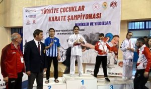 kartepeli-asli-bera-kurt-turkiye-ikincisi-oldu-pkxbMELL.jpg