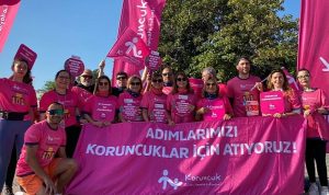 maraton-izmirde-egitime-erisimi-risk-altindaki-kiz-cocuklarina-buyuk-destek-7B6VvA3N.jpg