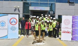 qterminals-antalya-toroslardan-akdenize-projesiyle-400-ogrenciyi-limanda-agirladi-ZI1BUR3v.jpg