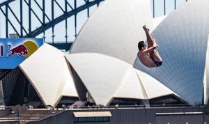 red-bull-cliff-diving-dunya-serisi-bostonda-basliyor-ZjO1WyKX.jpg