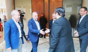 tff-baskani-buyukeksi-akademi-ziyaretlerine-kasimpasa-ile-devam-etti-pTYIyazt.jpg