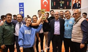 trakya-cup-voleybol-turnuvasinin-sampiyonu-malkaraspor-siHWMTLg.jpg