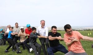 tum-engeller-sevgiyle-asilir-1Fpt8ICW.jpg