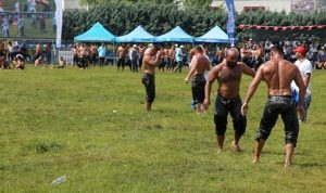 180-bin-tl-degerindeki-kemer-sahibini-bulacak-pzYYDdR4.jpg