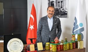 arastirmalarin-sonucu-turkiye-ekonomisinin-ihracatta-kurfiyat-rekabeti-degil-distan-alinani-disa-satmaya-dayali-bir-BWYf29TG.jpg