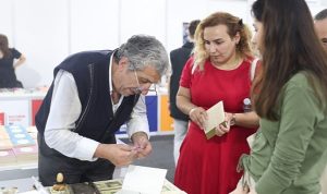 bagcilar-kitap-fuarinda-taslara-yogun-ilgi-xFcT3esY.jpg