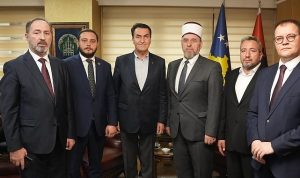 baskan-dundardan-kosovada-ziyaretler-eEE3wLnx.jpg