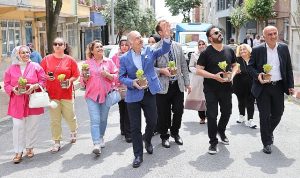 bayrampasa-buram-buram-feslegen-kokuyor-cxgbfzHy.jpg