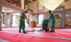 cankayada-camilerde-bayram-temizligi-c873V4lm.jpg