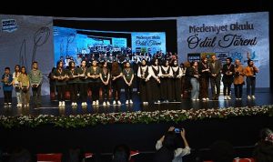 konya-buyuksehirin-yarismalarinda-dereceye-giren-ogrenciler-odullerini-aldi-WbkUUAi3.jpg