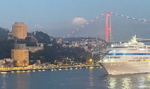 kruvaziyer-turizminin-yil-sonu-hedefi-15-milyon-ziyaretciye-ulasmak-bGihukE8.jpg