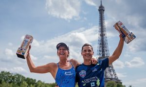 red-bull-cliff-diving-paris-etabi-muhtesem-goruntulere-sahne-oldu-mxGMxkRg.jpg