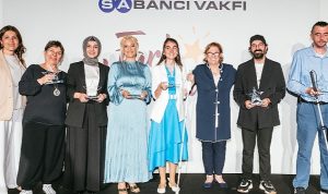 sabanci-vakfinin-14-sezon-fark-yaratanlari-gerceklestirilen-etkinlik-ile-tanitildi-O8zZQfyZ.jpg