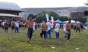 sekapark-yagli-gureslerinde-son-16-turu-baspehlivanlari-belli-oldu-ZG7WQ5RS.jpg
