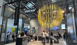 sisecam-intersolar-europe-fuarinda-gunes-enerjisi-camlarini-sergiledi-PQGIYCmV.jpg