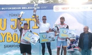 su-jeti-ve-flyboard-sampiyonasi-nefesleri-kesti-46cxckXB.jpg
