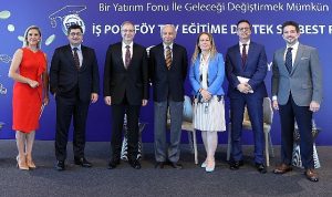 turkiyede-bir-ilk-is-portfoy-tev-egitime-destek-serbest-fon-genclerin-egitimine-surdurulebilir-katki-uiWOWzV2.jpg