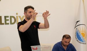 van-buyuksehir-belediyesinin-alacagi-234-mevsimlik-isci-kura-ile-belirlendi-ADudjb2w.jpg
