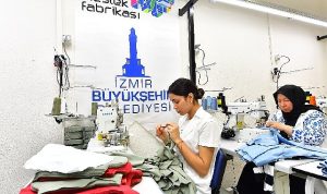 altin-igne-projesiyle-kadinlar-is-hayatina-emin-adim-atiyor-g1iG2Ncu.jpg