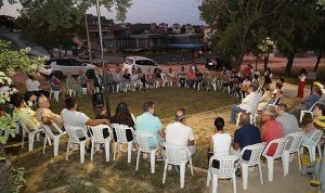 baskan-erdem-19-mayista-halka-bulustu-FYIMaJXL.jpg