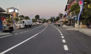 buyuksehir-basiskele-kullar-karamursel-caddesinde-yol-cizgileri-de-cekildi-IMwDNCkw.jpg