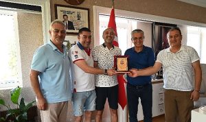masterler-turnuvasi-oncesinde-baskan-topalogluna-ziyaret-w4771izB.jpg