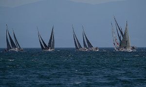 11-tayk-eker-olympos-regatta-yelken-yarisinda-buyuk-kupayi-fenerbahce-dogus-yelken-yat-wWX21Oy1.jpg