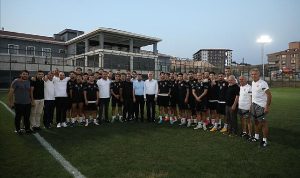 baskan-tabandan-inegolspora-ilk-mac-oncesi-moral-ziyareti-AcKY5zsG.jpg
