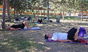 cankayalilar-acik-havada-sporla-zinde-kaliyor-hni1zd3f.jpg