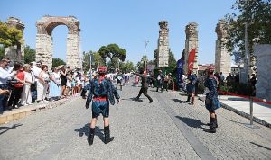 efes-selcuk-buyuk-taarruzun-101-yilinda-o-ana-taniklik-etti-MNSCqDXC.jpg