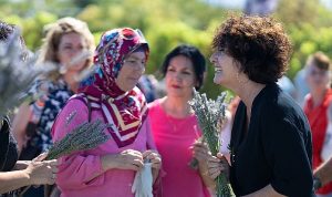 imece-usulu-lavanta-hasadinda-dayanisma-ornegi-mO7buOW8.jpg