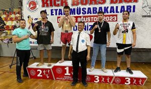 kemer-belediyesi-kick-boks-takimi-gogsumuzu-kabartti-ZxM5MxR2.jpg
