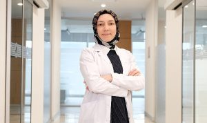 lip-repositioning-islemi-dudaklarin-fazla-yukari-cikmasini-engeller-Ai61XjAB.jpg