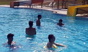 ozel-bireyler-aqua-parkta-serinlediler-eZeHAytC.jpg