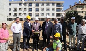 100-yil-konutlarinda-temel-atma-heyecani-EFcT8g9t.jpg