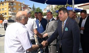 baskan-pekyatirmaci-hacikaymak-mahallesinde-vatandaslarla-bulustu-T5mDucax.jpg