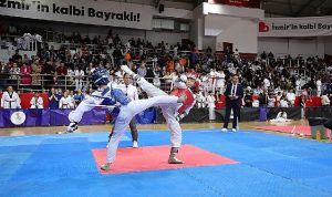 bayraklida-kis-spor-okullari-kayitlari-basladi-dyFqZ4cX.jpg