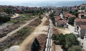 derince-koprulu-kavsak-calismalari-kapsaminda-altyapi-hatlari-deplase-ediliyor-BXRObPLJ.jpg