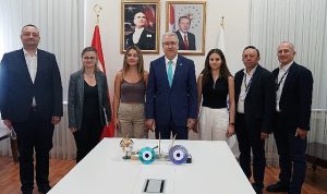ege-universitesinden-tip-egitimine-yeni-bir-soluk-6UbtKxII.jpg